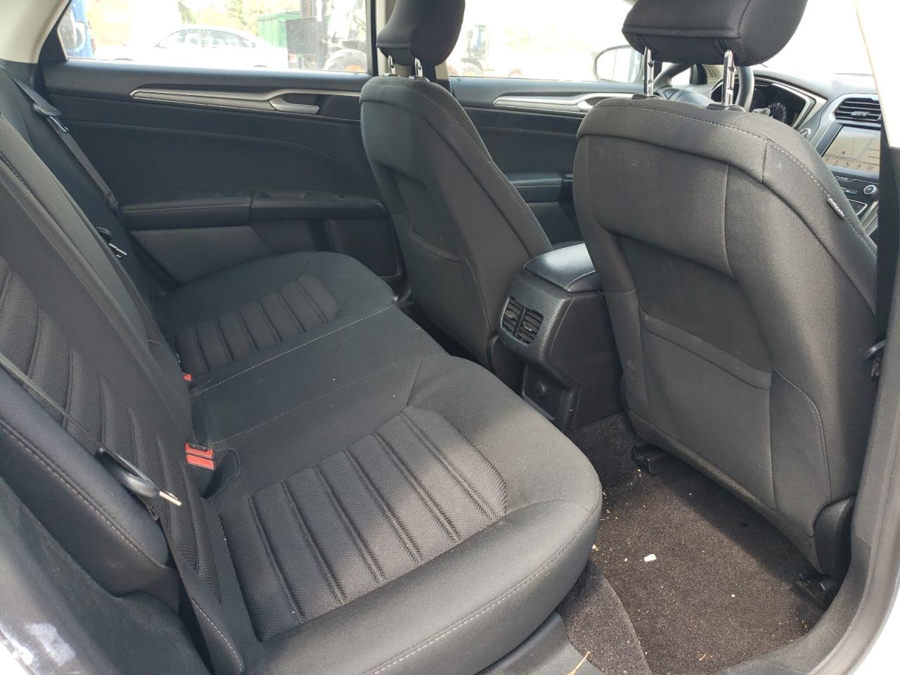 2019 FORD FUSION SE photo 37