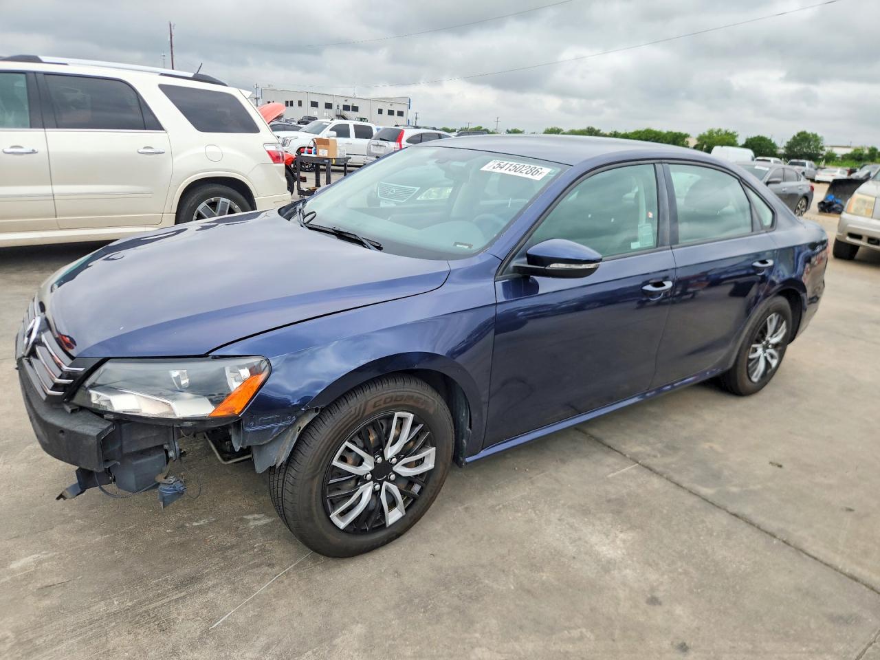 2012 VOLKSWAGEN PASSAT