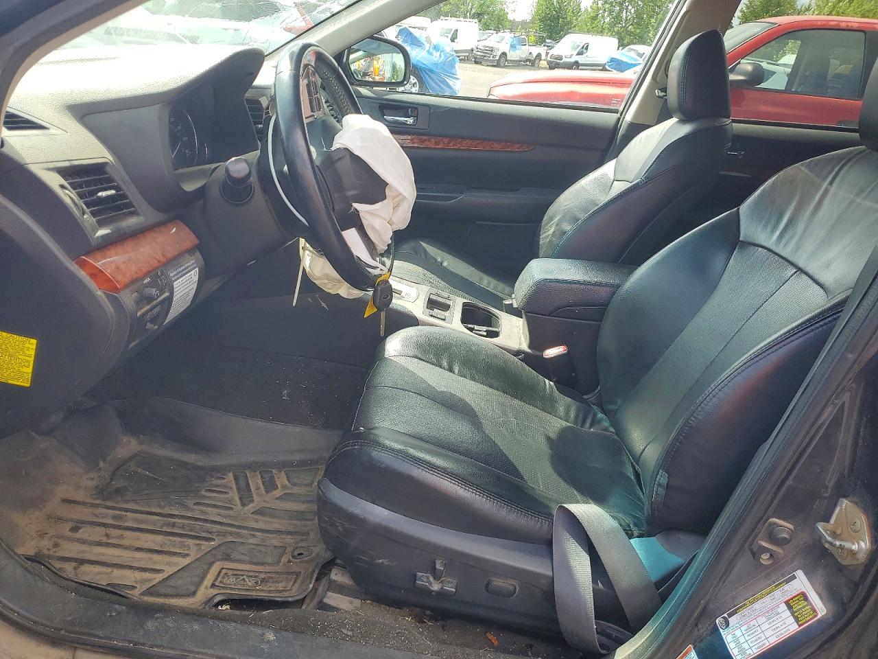 2012 SUBARU OUTBACK 3.6R LIMITED photo 13