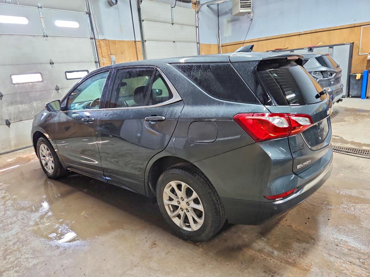 2020 CHEVROLET EQUINOX LT photo 4