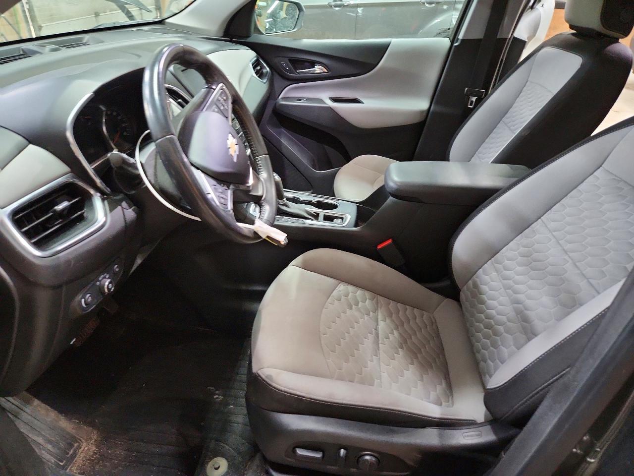 2020 CHEVROLET EQUINOX LT photo 19