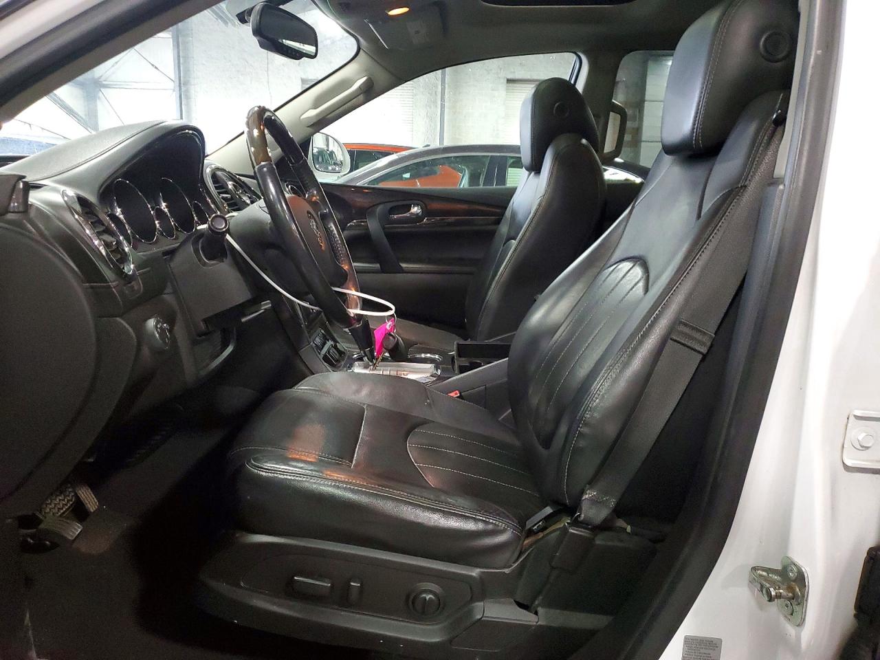 2016 BUICK ENCLAVE photo 13