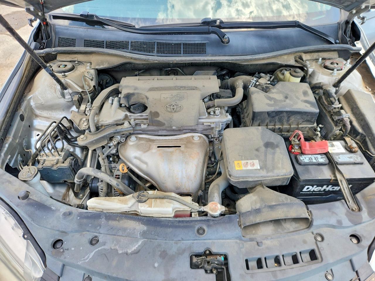 2017 TOYOTA CAMRY SE photo 21