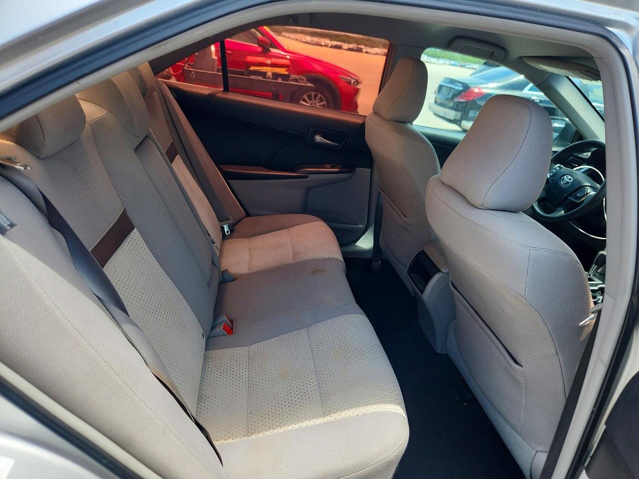 2012 TOYOTA CAMRY LE photo 19