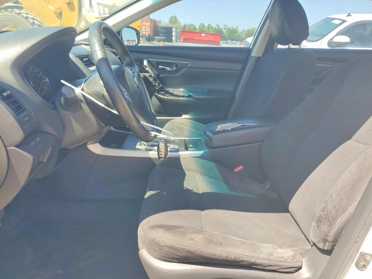 2015 NISSAN ALTIMA 2.5 SV photo 13