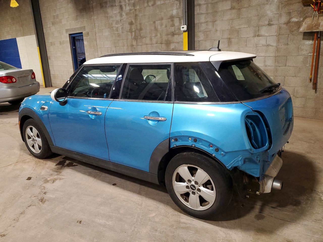 2016 MINI COOPER photo 2
