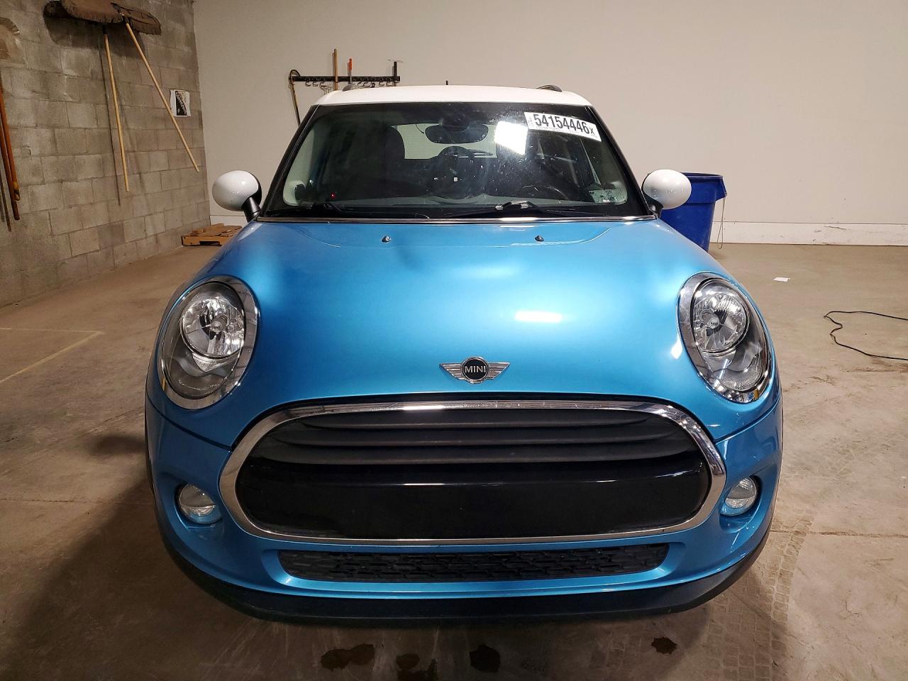 2016 MINI COOPER photo 5