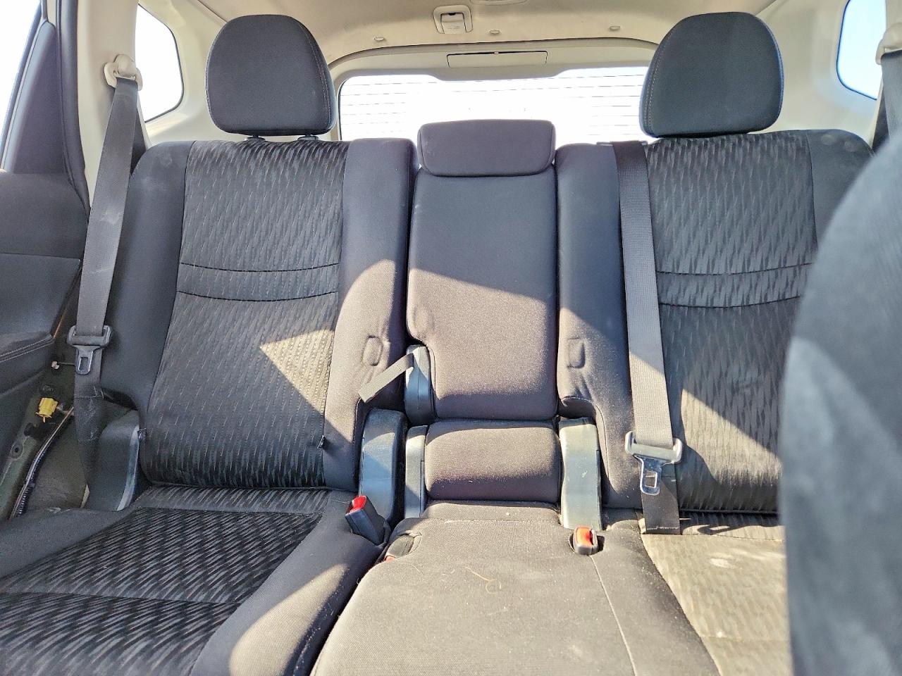 2018 NISSAN ROGUE SV photo 28