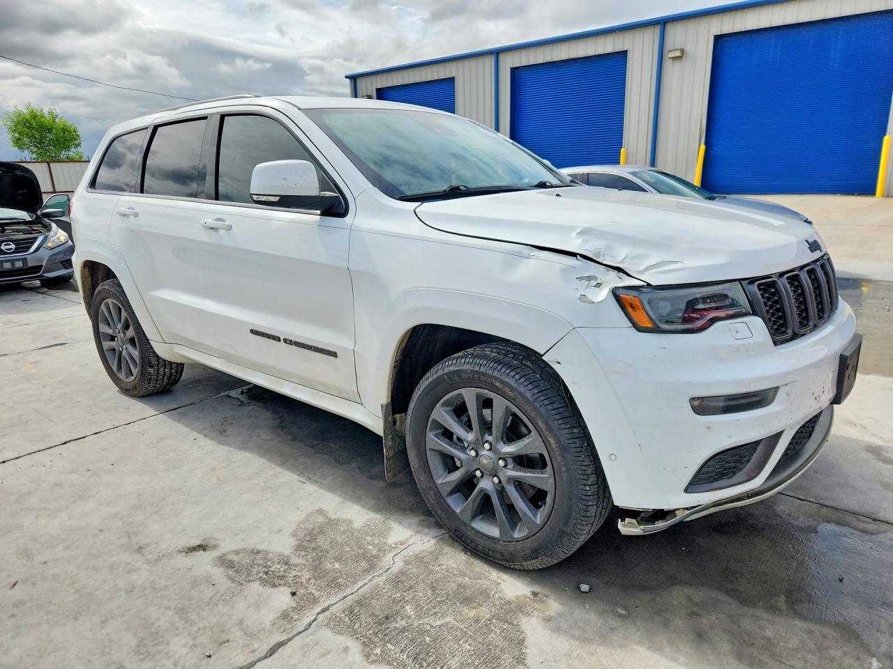 2019 JEEP GRAND CHEROKEE OVERLAND photo 7
