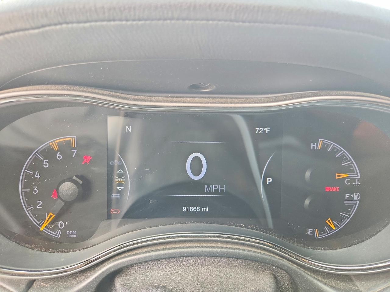 2019 JEEP GRAND CHEROKEE OVERLAND photo 17
