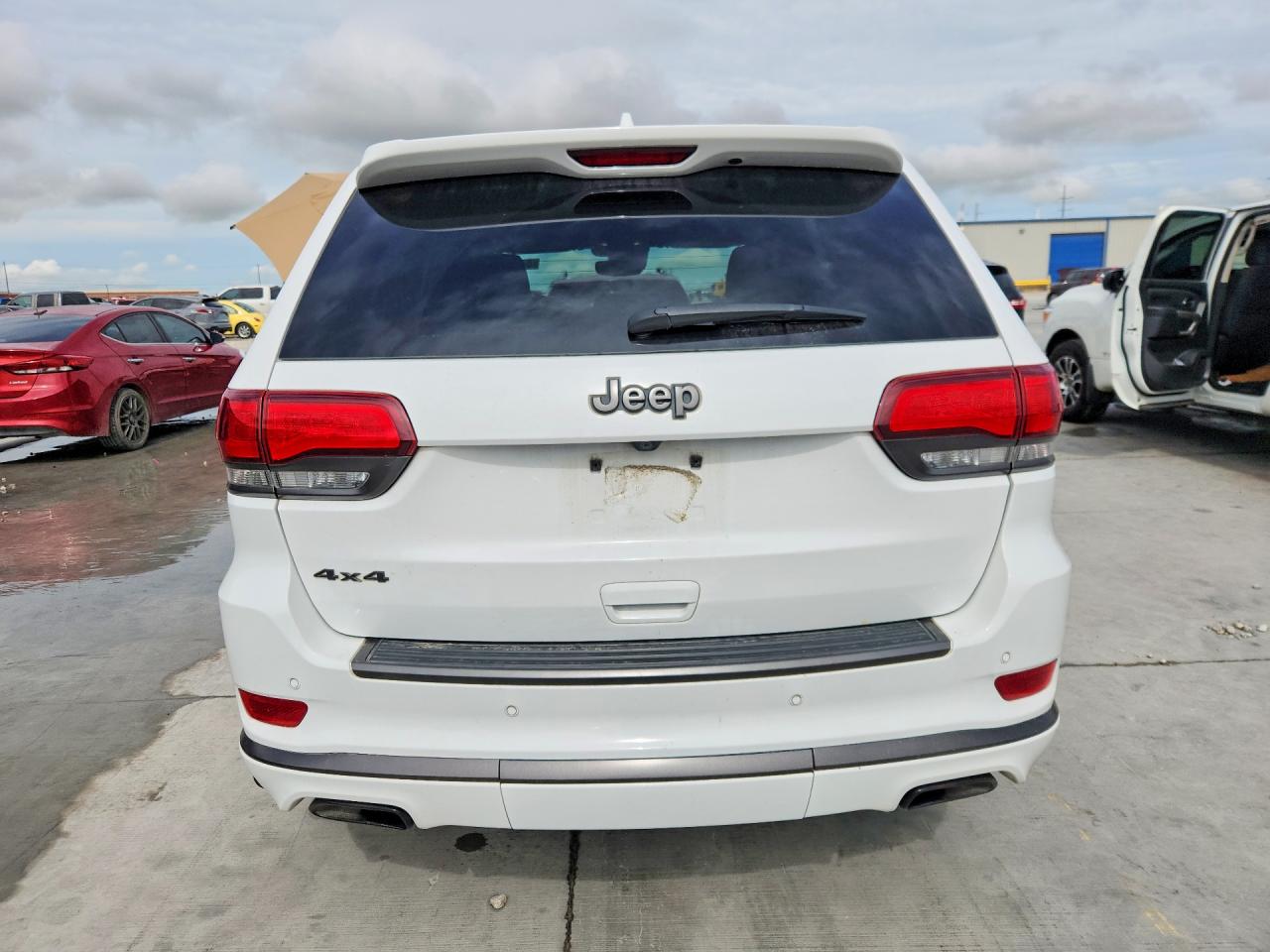 2019 JEEP GRAND CHEROKEE OVERLAND photo 11