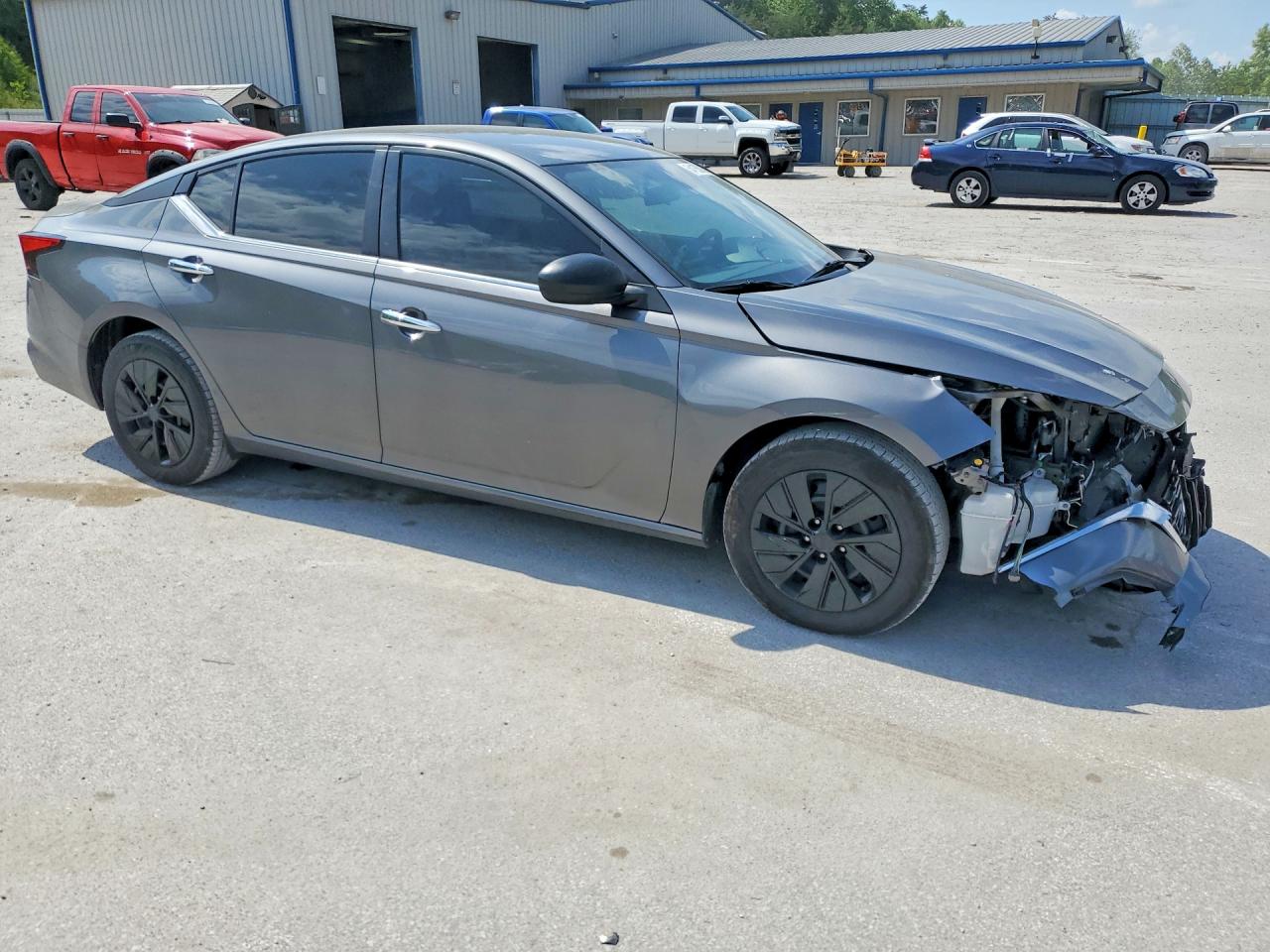 2024 NISSAN ALTIMA S photo 7