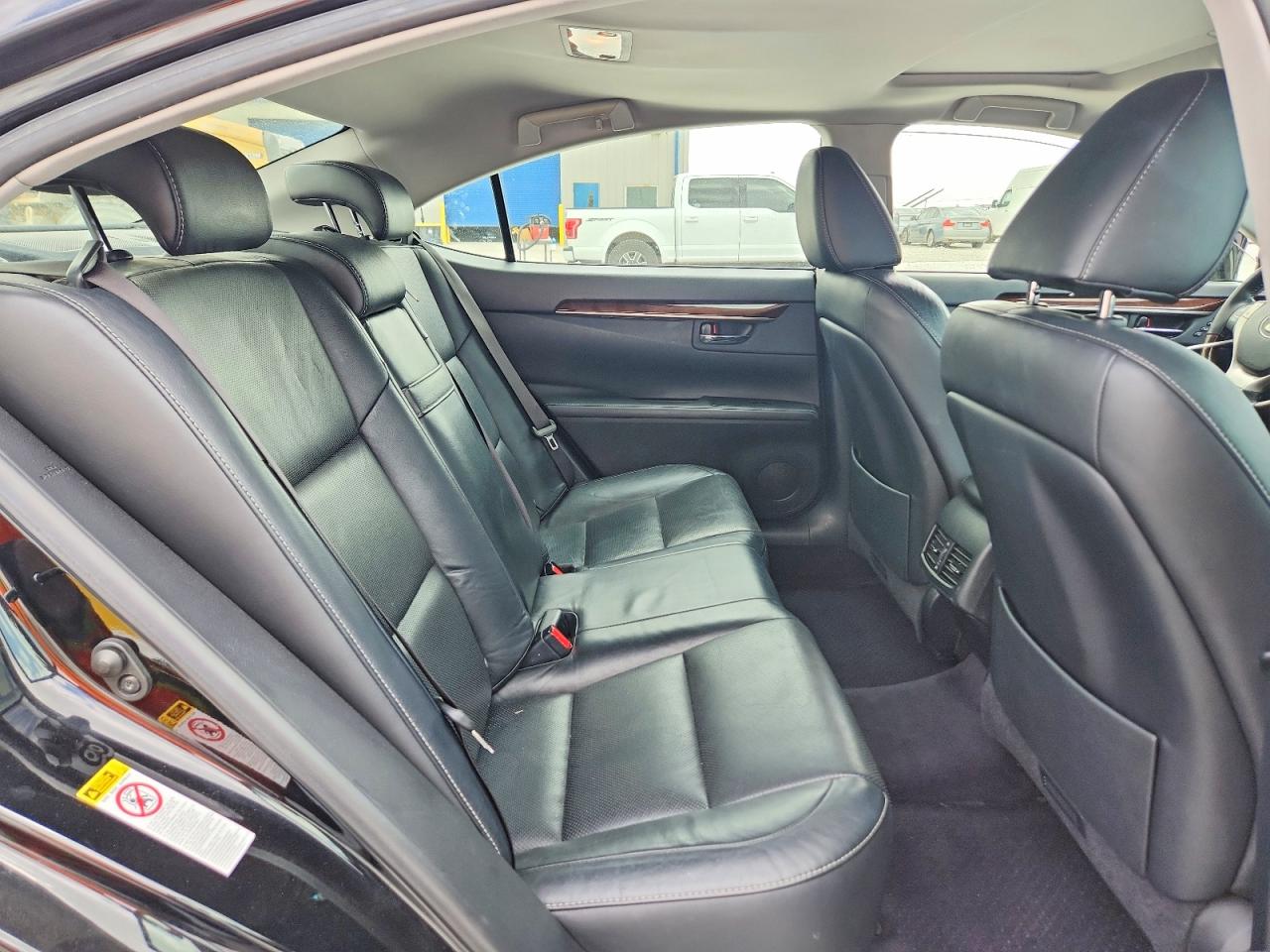 2013 LEXUS ES 350 photo 10