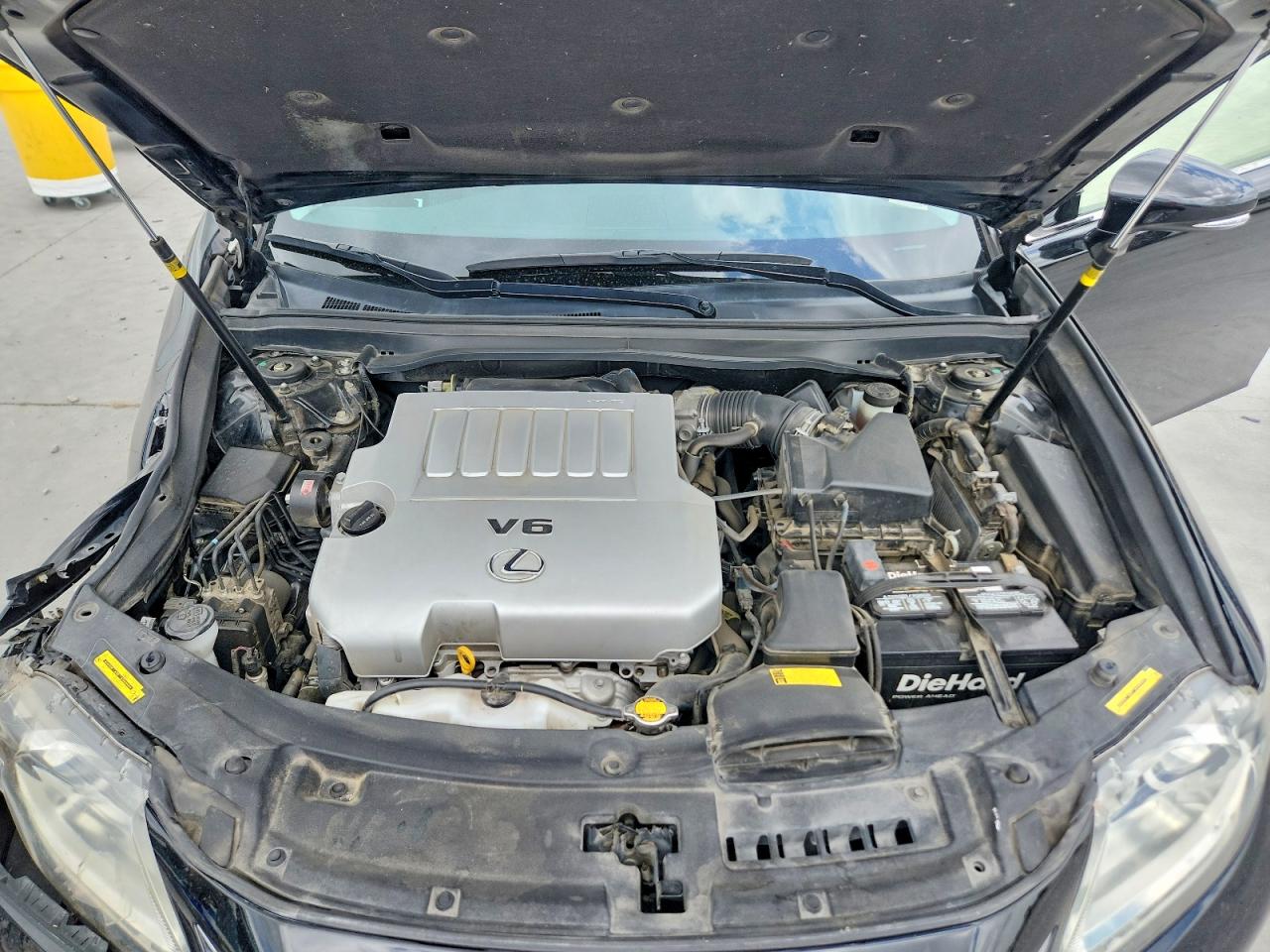 2013 LEXUS ES 350 photo 11
