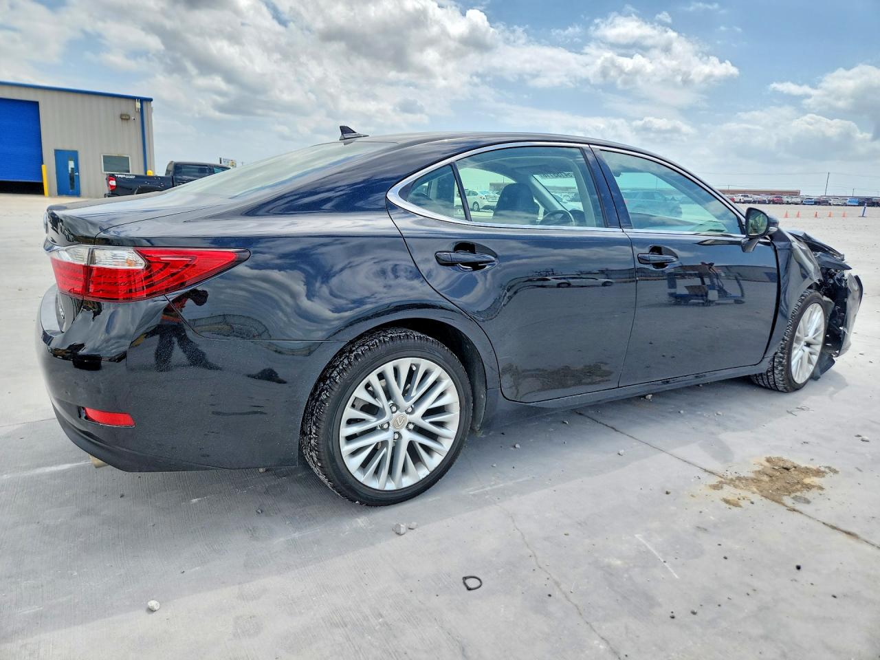 2013 LEXUS ES 350 photo 3