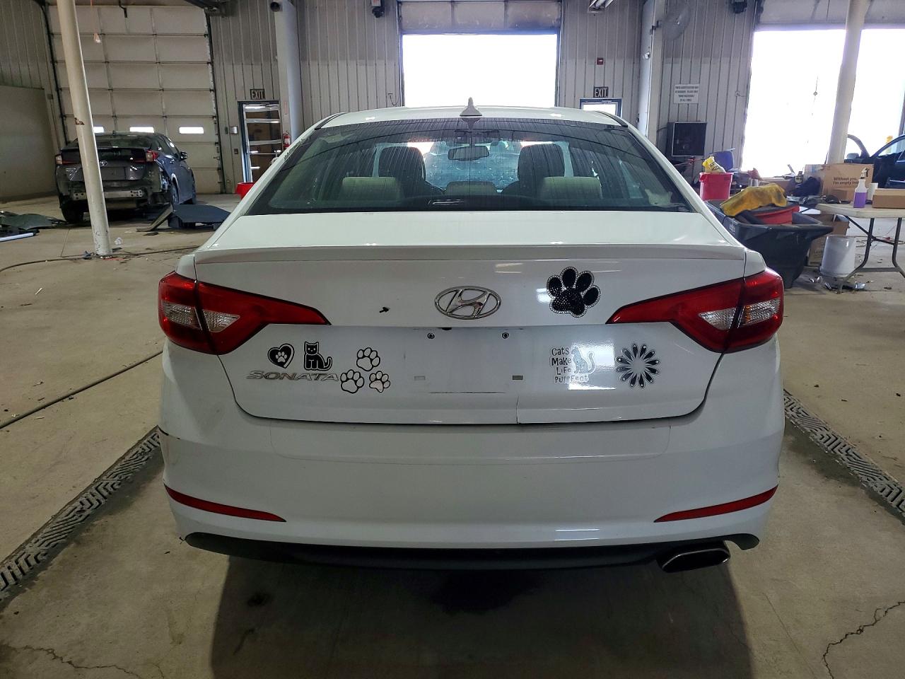 2016 HYUNDAI SONATA SE photo 6