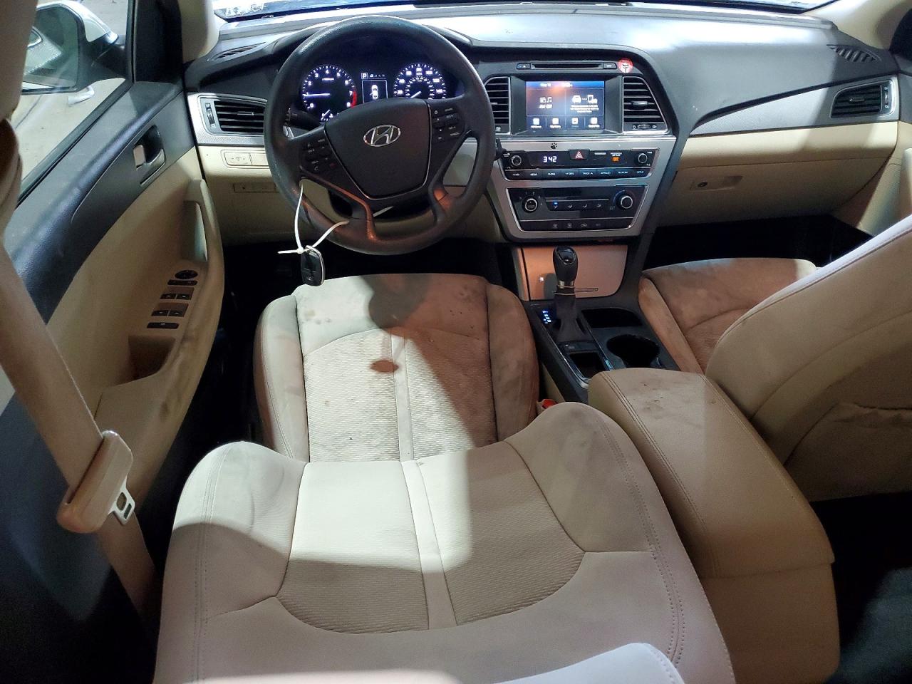2016 HYUNDAI SONATA SE photo 8