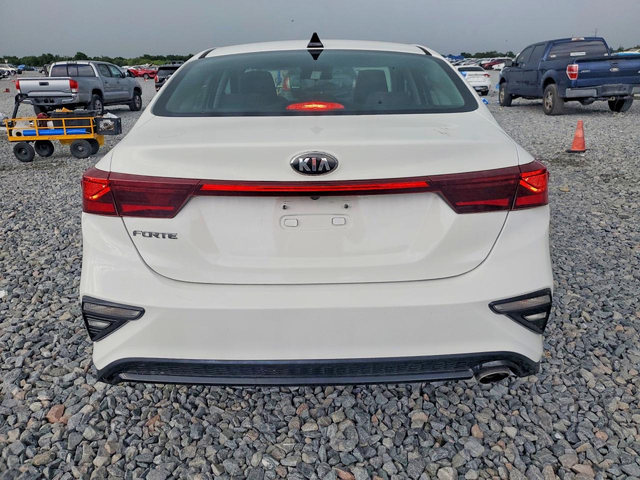 2019 KIA FORTE LXS photo 16