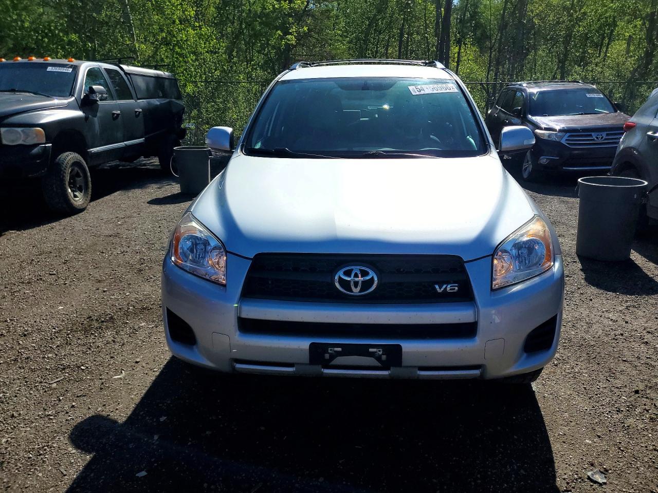 2012 TOYOTA RAV4 BASE photo 9