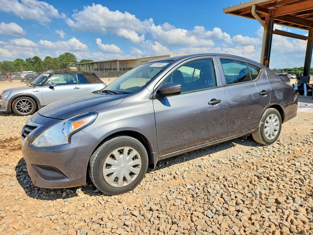 2018 NISSAN VERSA