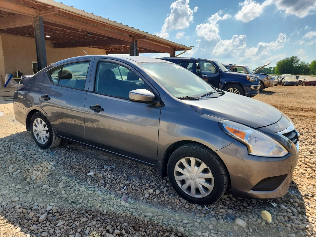 2018 NISSAN VERSA S PLUS photo 7