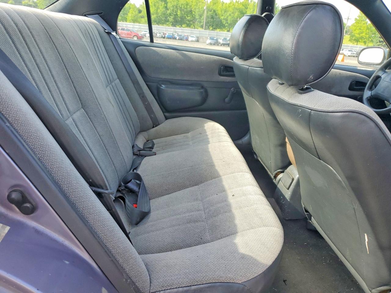 1997 TOYOTA COROLLA BASE photo 10