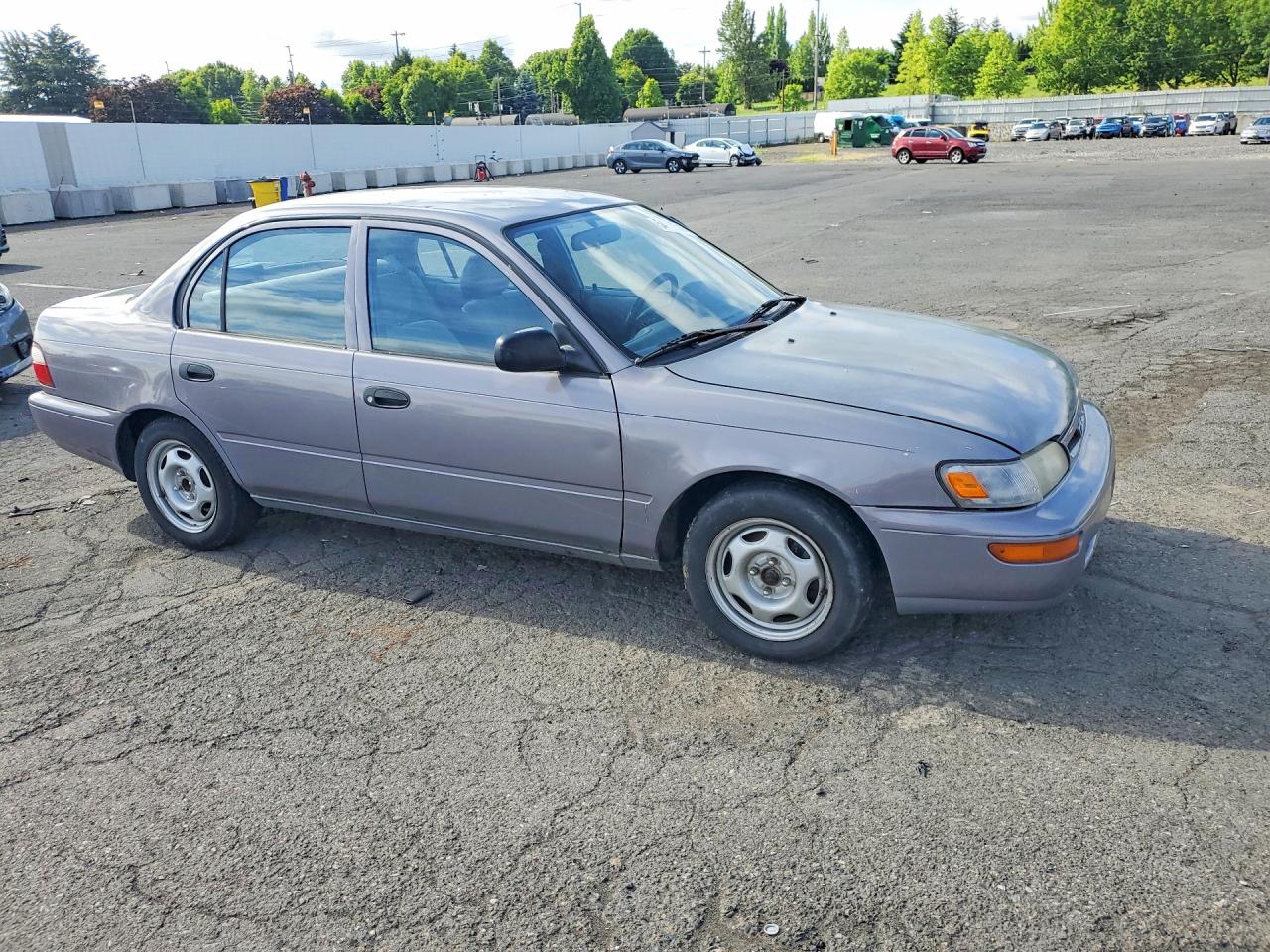 1997 TOYOTA COROLLA BASE photo 4