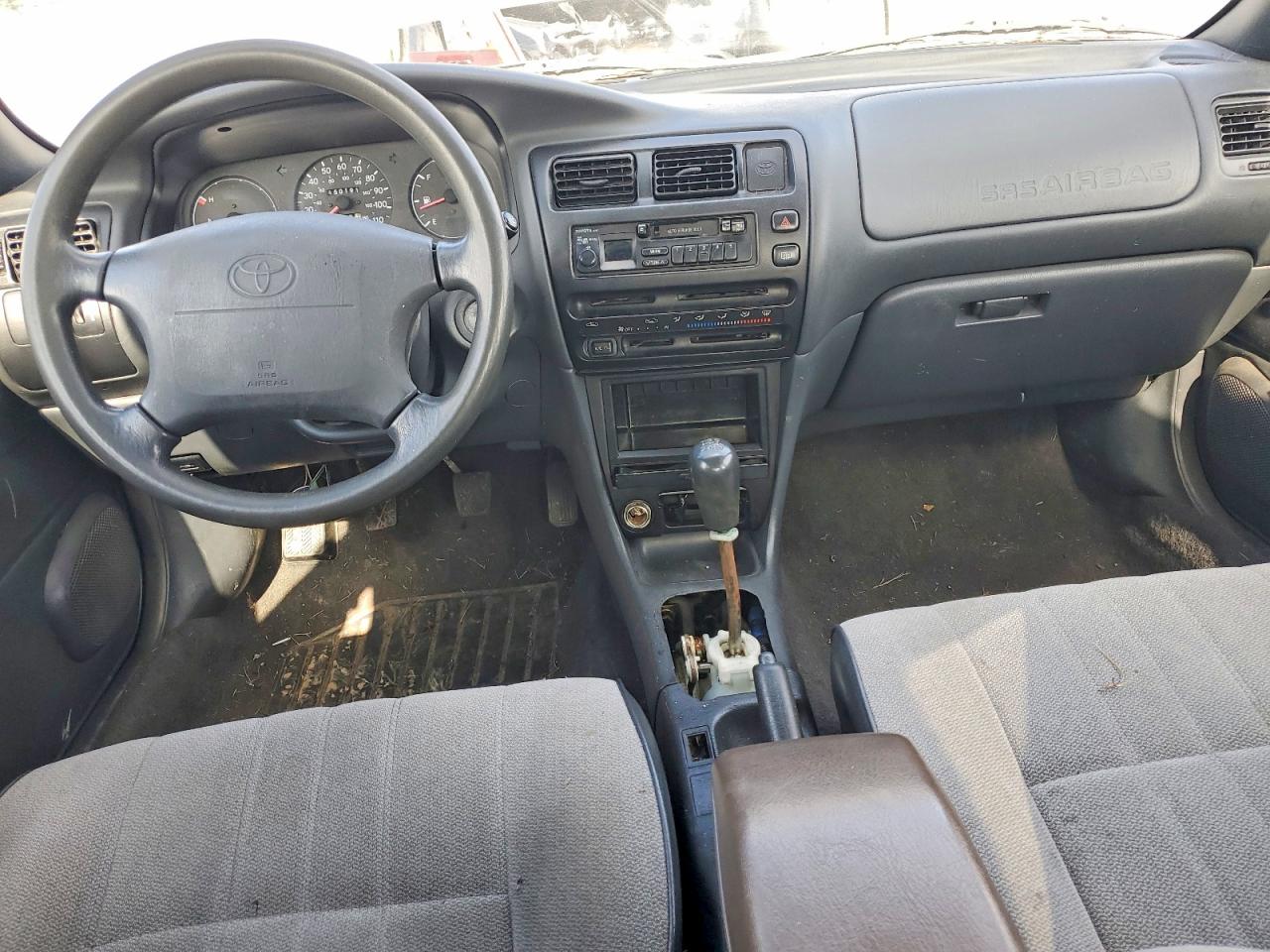 1997 TOYOTA COROLLA BASE photo 8