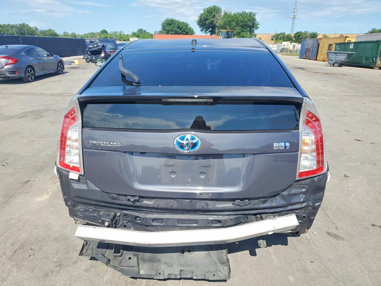 2015 TOYOTA PRIUS TWO photo 11