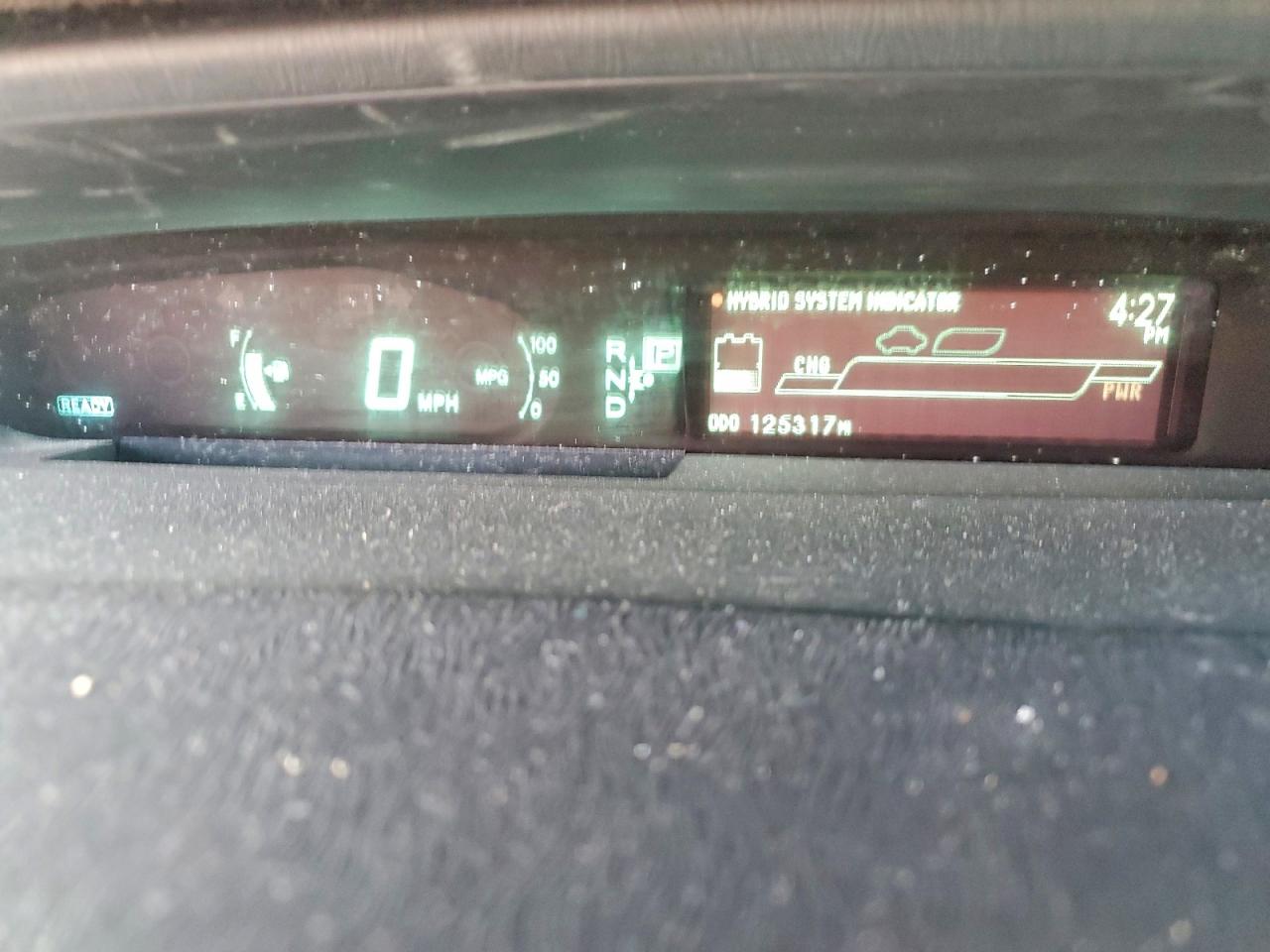 2015 TOYOTA PRIUS TWO photo 17