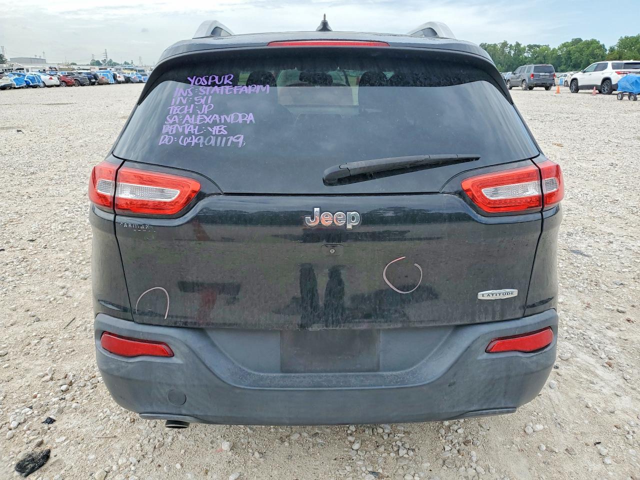 2015 JEEP CHEROKEE LATITUDE photo 11