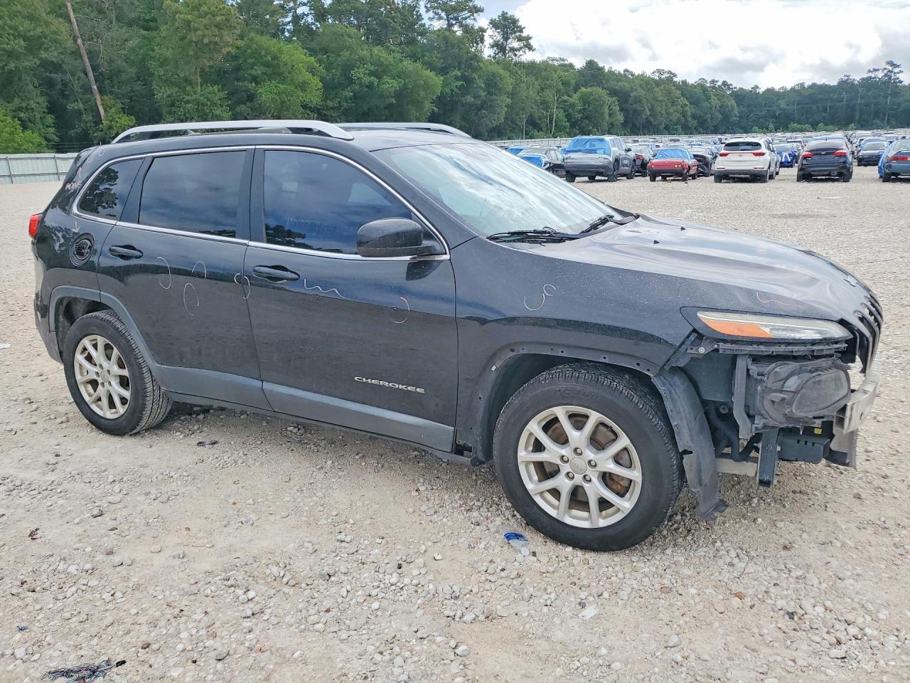 2015 JEEP CHEROKEE LATITUDE photo 7