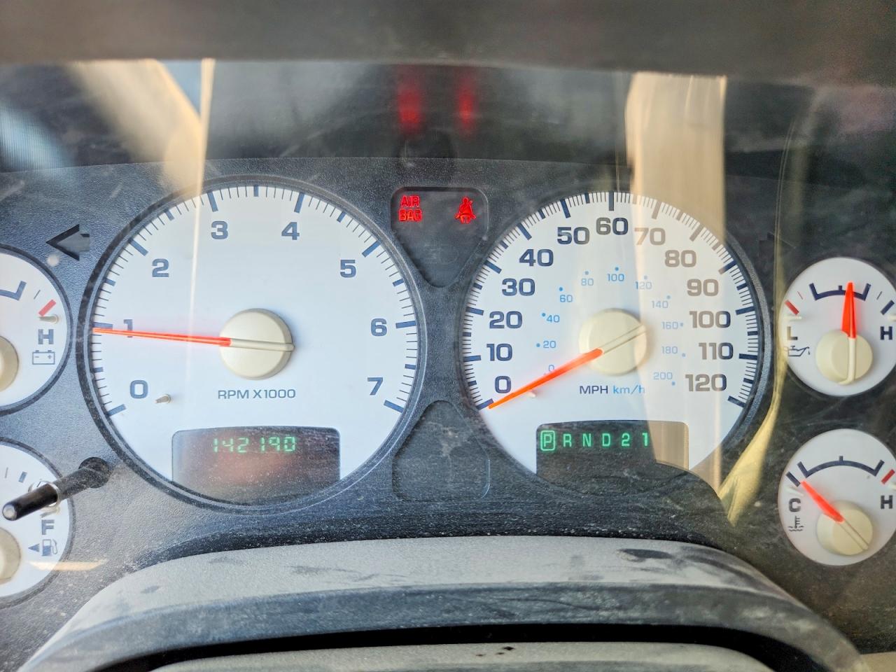 2004 DODGE RAM 1500 ST photo 9