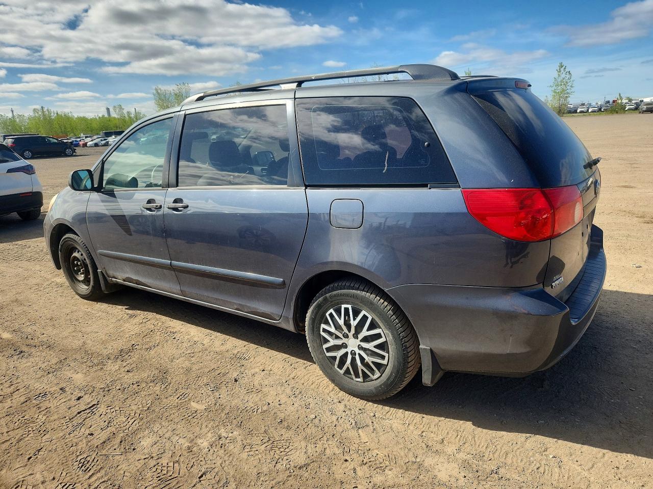 2007 TOYOTA SIENNA CE photo 3