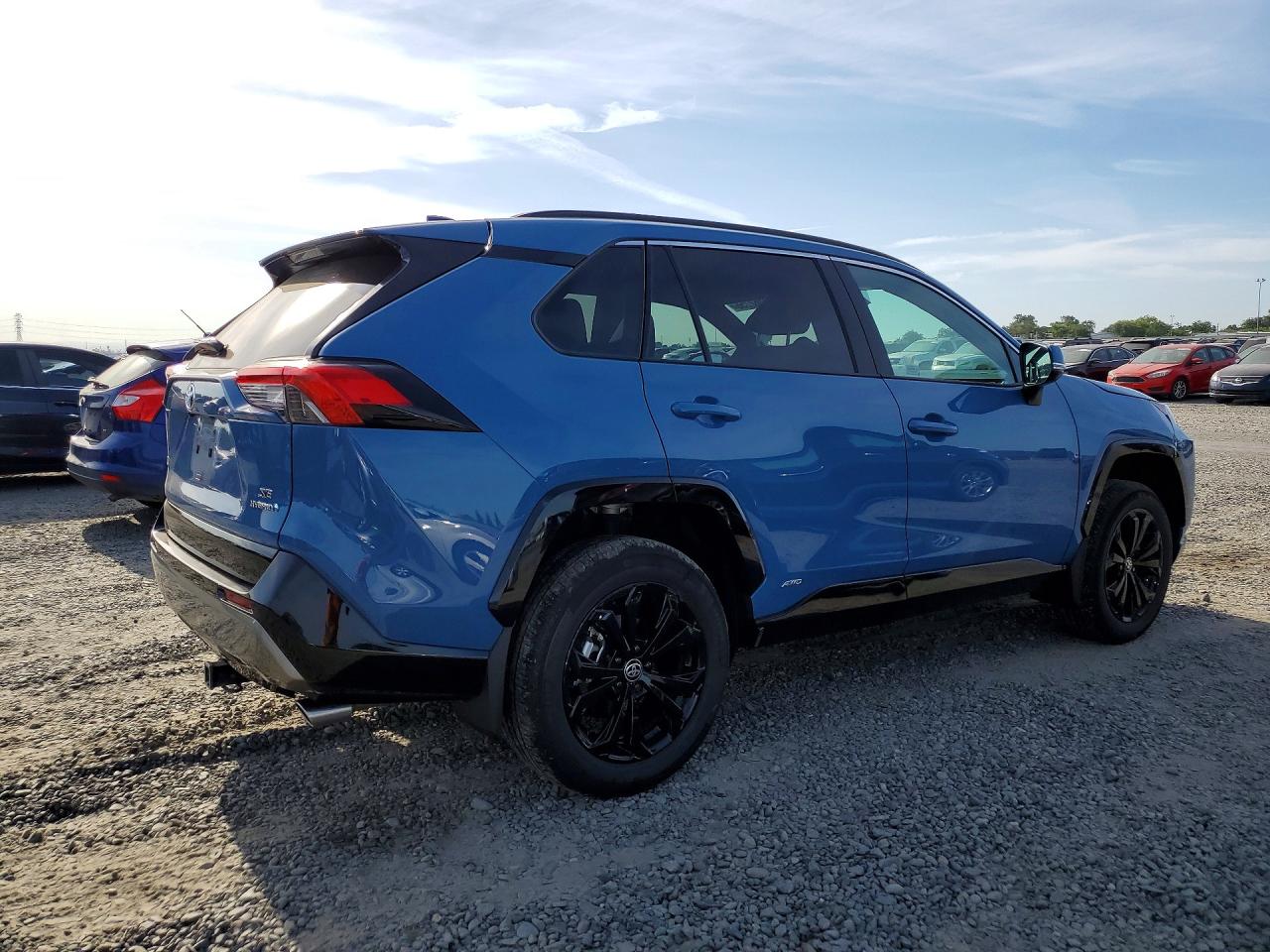 2024 TOYOTA RAV4 SE photo 7