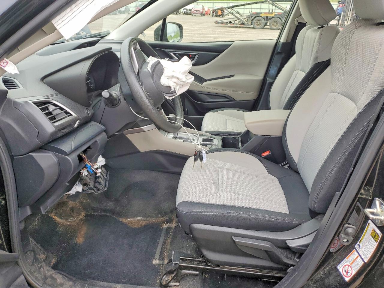 2020 SUBARU FORESTER photo 13