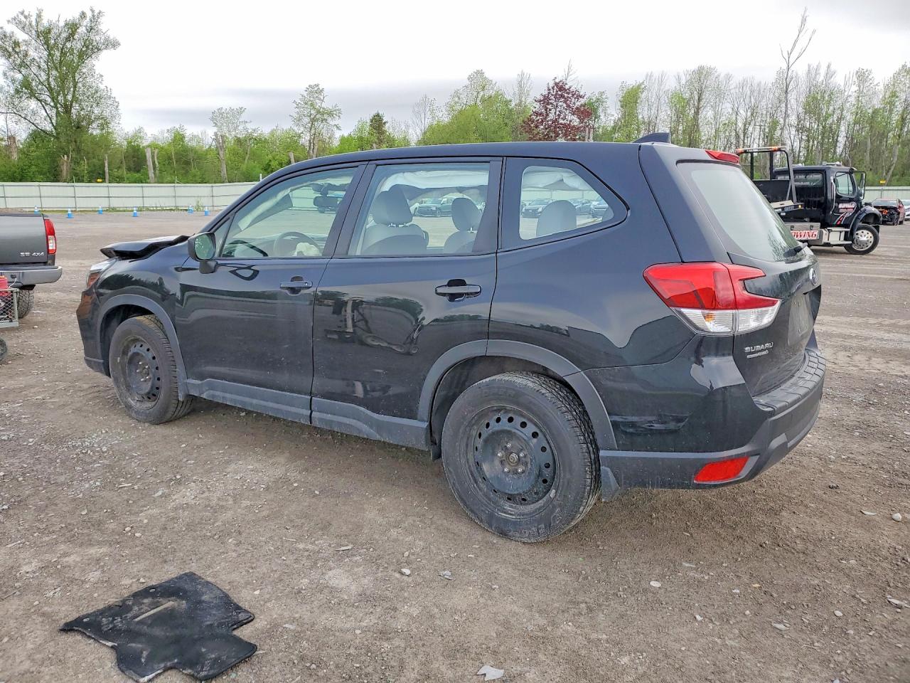 2020 SUBARU FORESTER photo 3