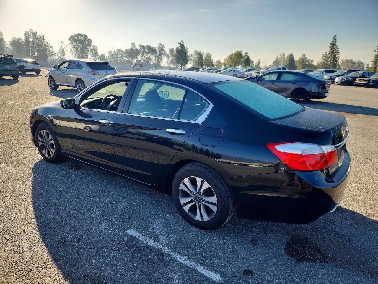 2015 HONDA ACCORD LX photo 4