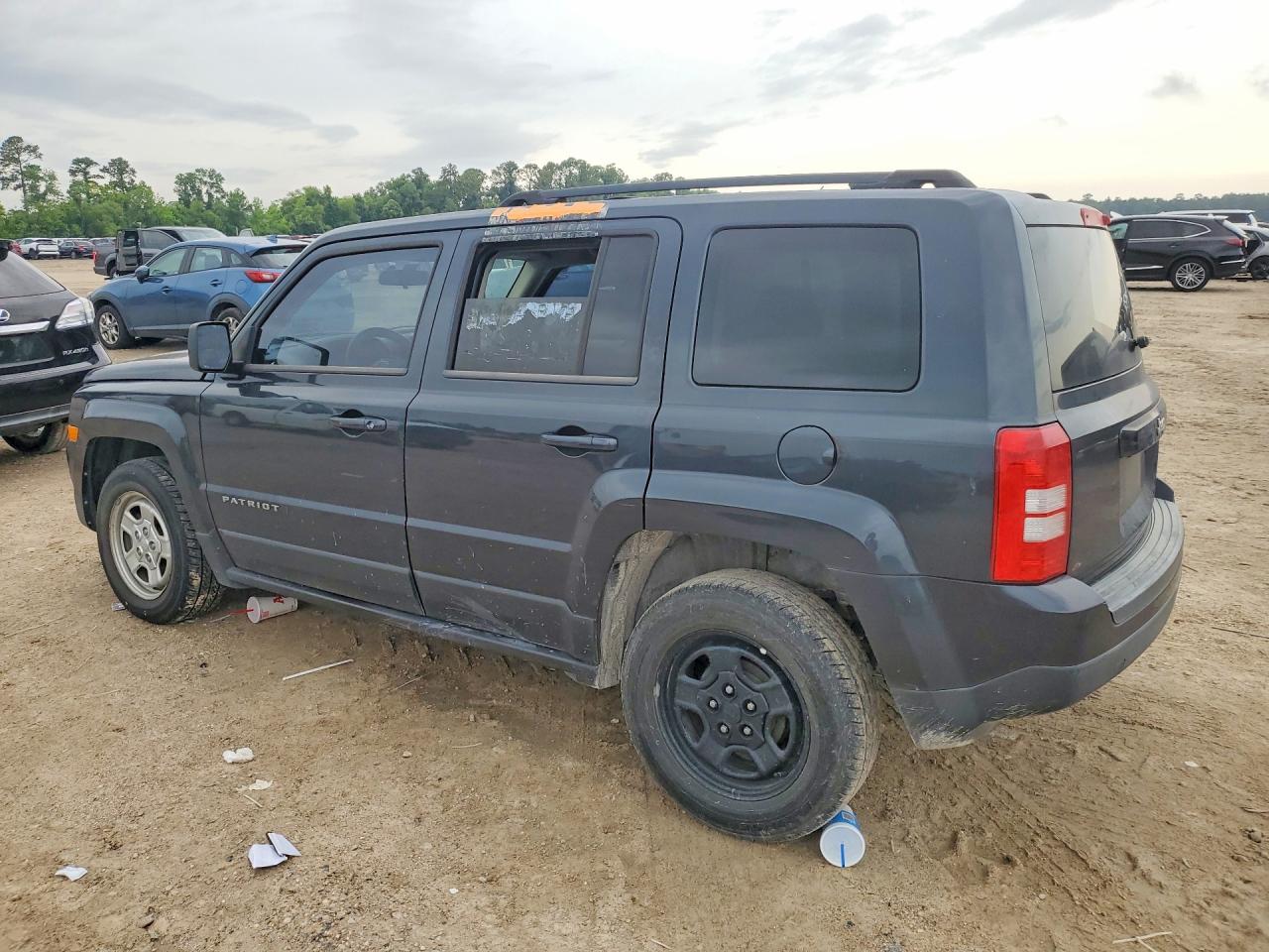2015 JEEP PATRIOT SPORT photo 2