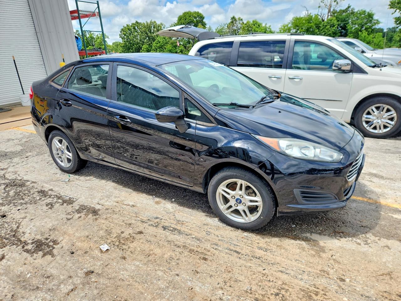 2019 FORD FIESTA SE photo 10