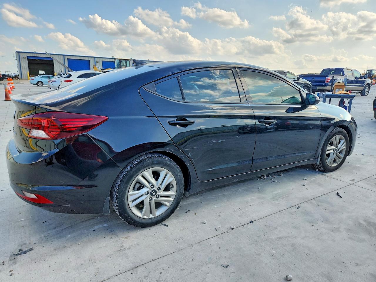2020 HYUNDAI ELANTRA VALUE EDITION photo 5