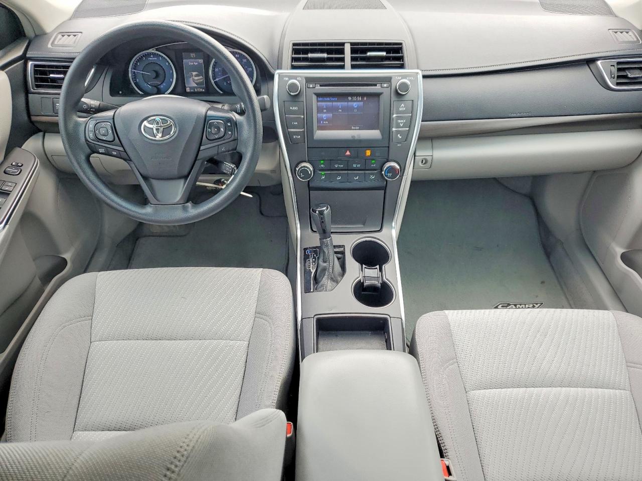 2017 TOYOTA CAMRY LE photo 15