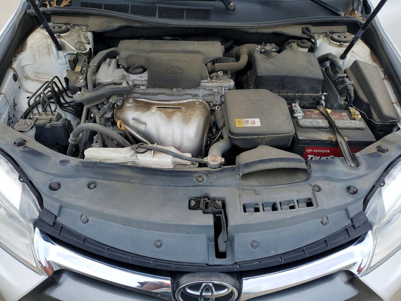 2017 TOYOTA CAMRY LE photo 21