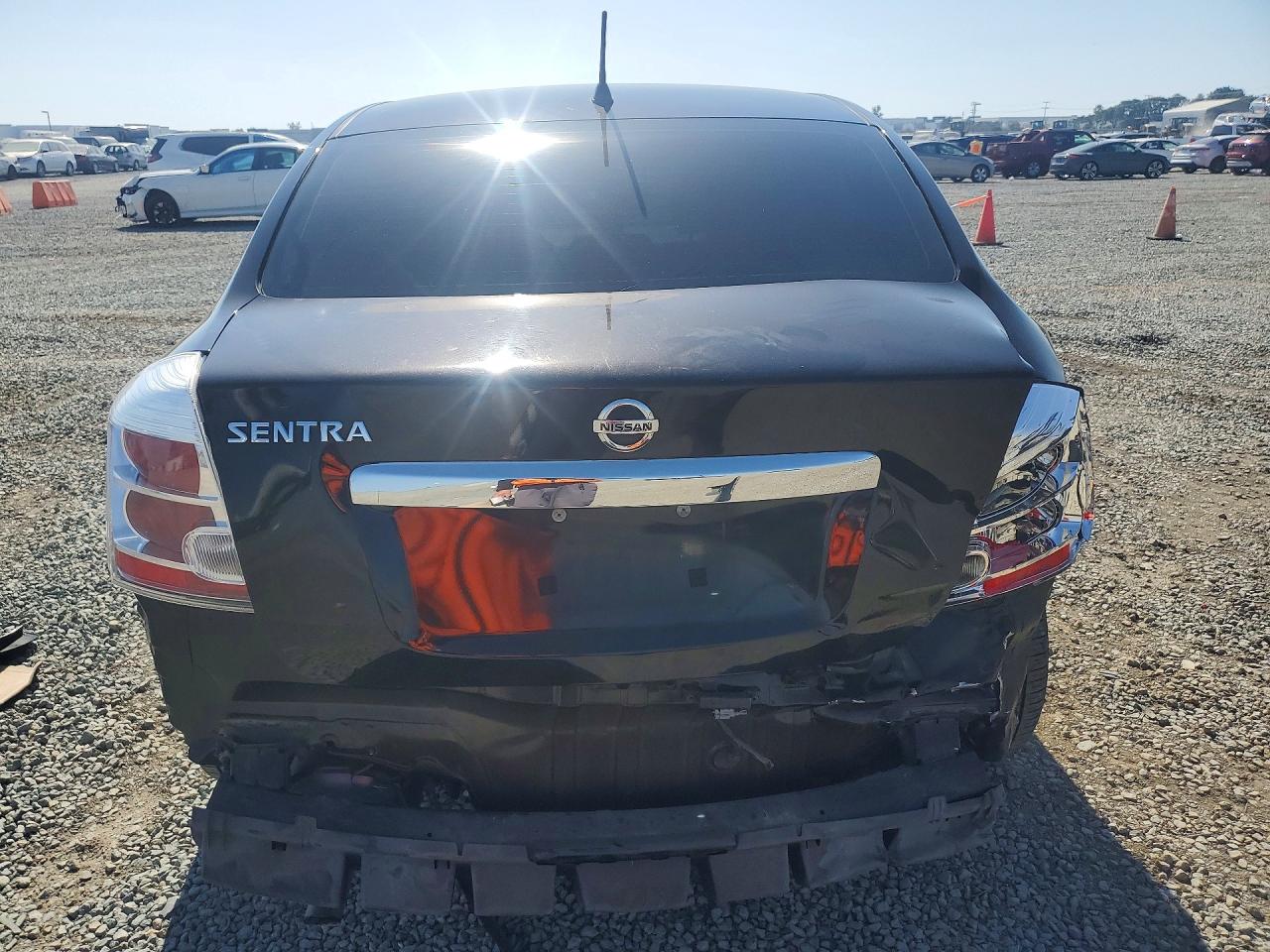 2010 NISSAN SENTRA 2.0 photo 16