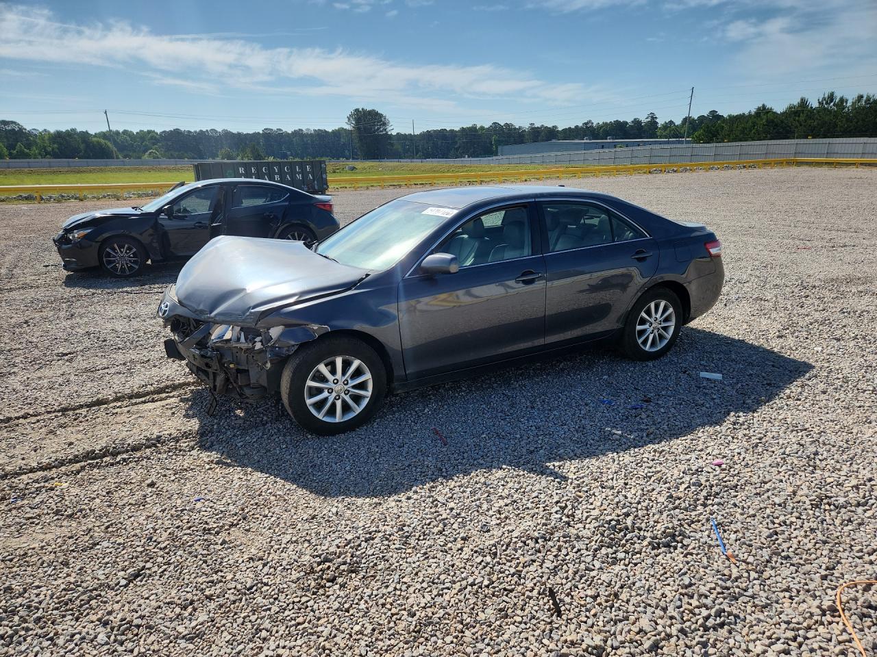 2011 TOYOTA CAMRY