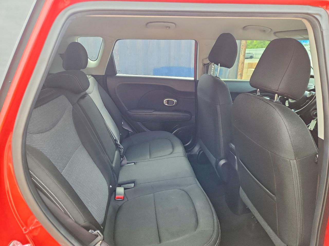2017 KIA SOUL + photo 28