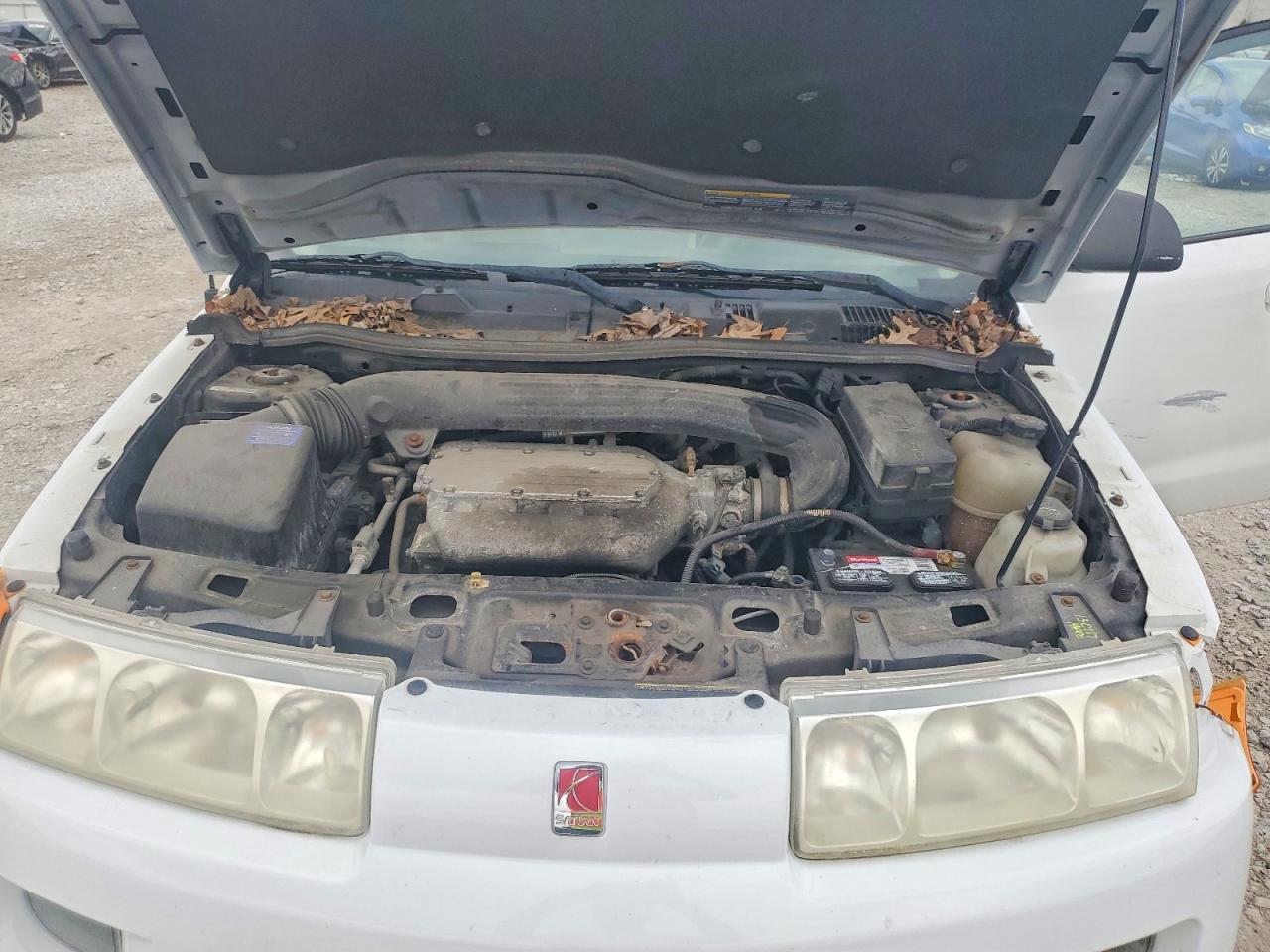 2005 SATURN VUE photo 34