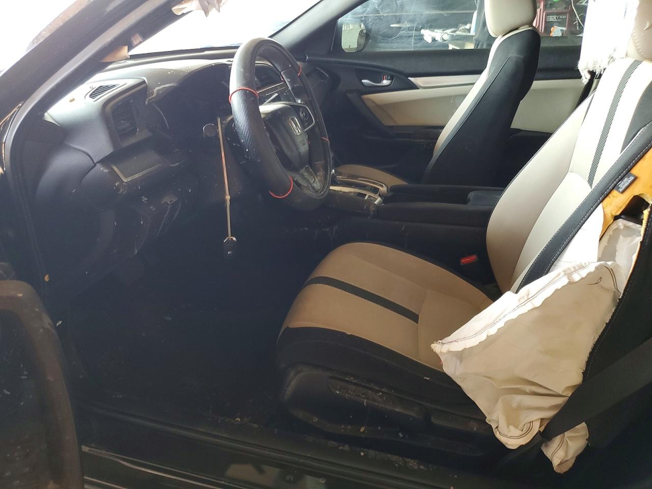 2017 HONDA CIVIC LX photo 19