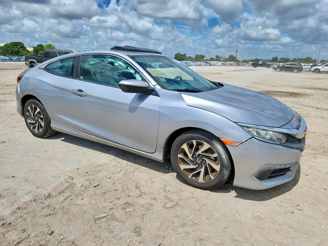 2016 HONDA CIVIC LX photo 7