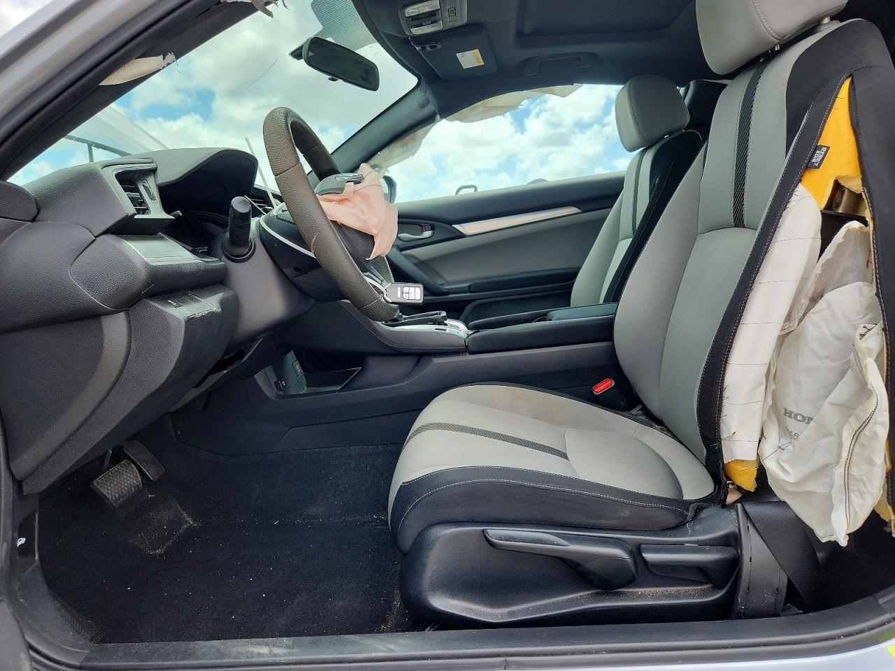 2016 HONDA CIVIC LX photo 13